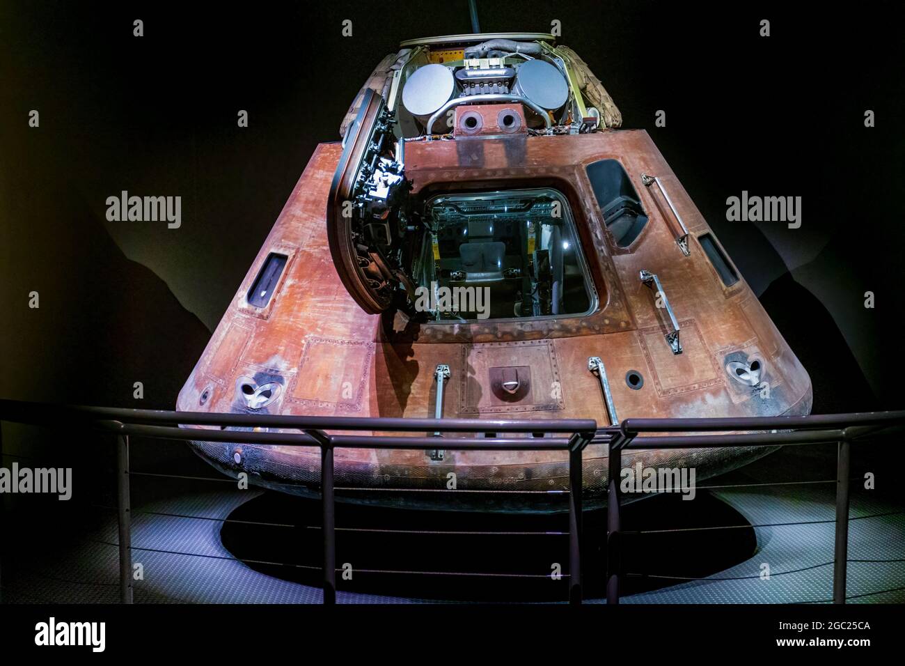 Cape Canaveral, Florida, USA - 27 Aprile 2014 : NASA Kennedy Space Center, Apollo 14 capsule Foto Stock