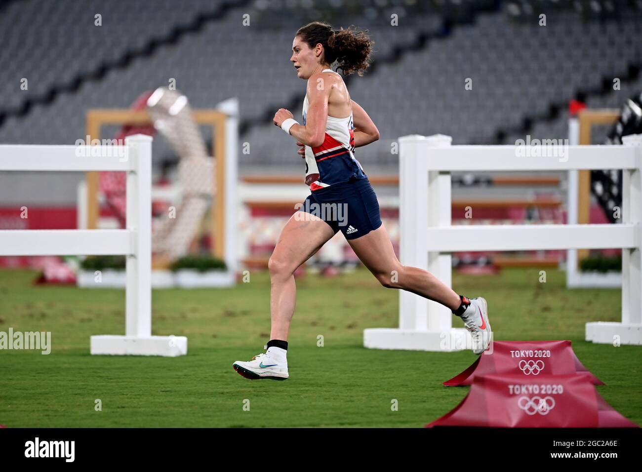 Kate FRENCH (GBR), vincitore, vincitore, azione, corsa. Pentathlon moderno per donne, WomenÕs individuale, Pentathlon moderno, il 6 agosto 2021. Olimpiadi estive 2020, dal 23.07. - 08.08.2021 a Tokyo/Giappone. Foto Stock