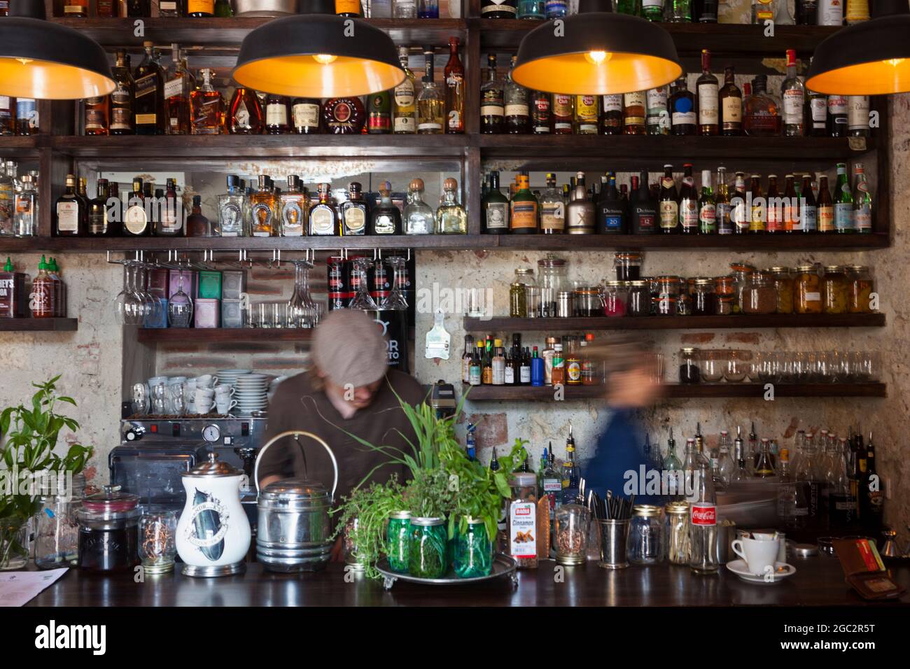 Bar interno, Cartagena, Colombia. Foto Stock