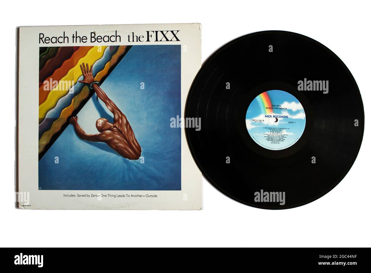 Nuova band wave and art rock, l'album musicale Fixx su disco LP con dischi in vinile. Titolo: Raggiungere la copertina dell'album sulla spiaggia Foto Stock