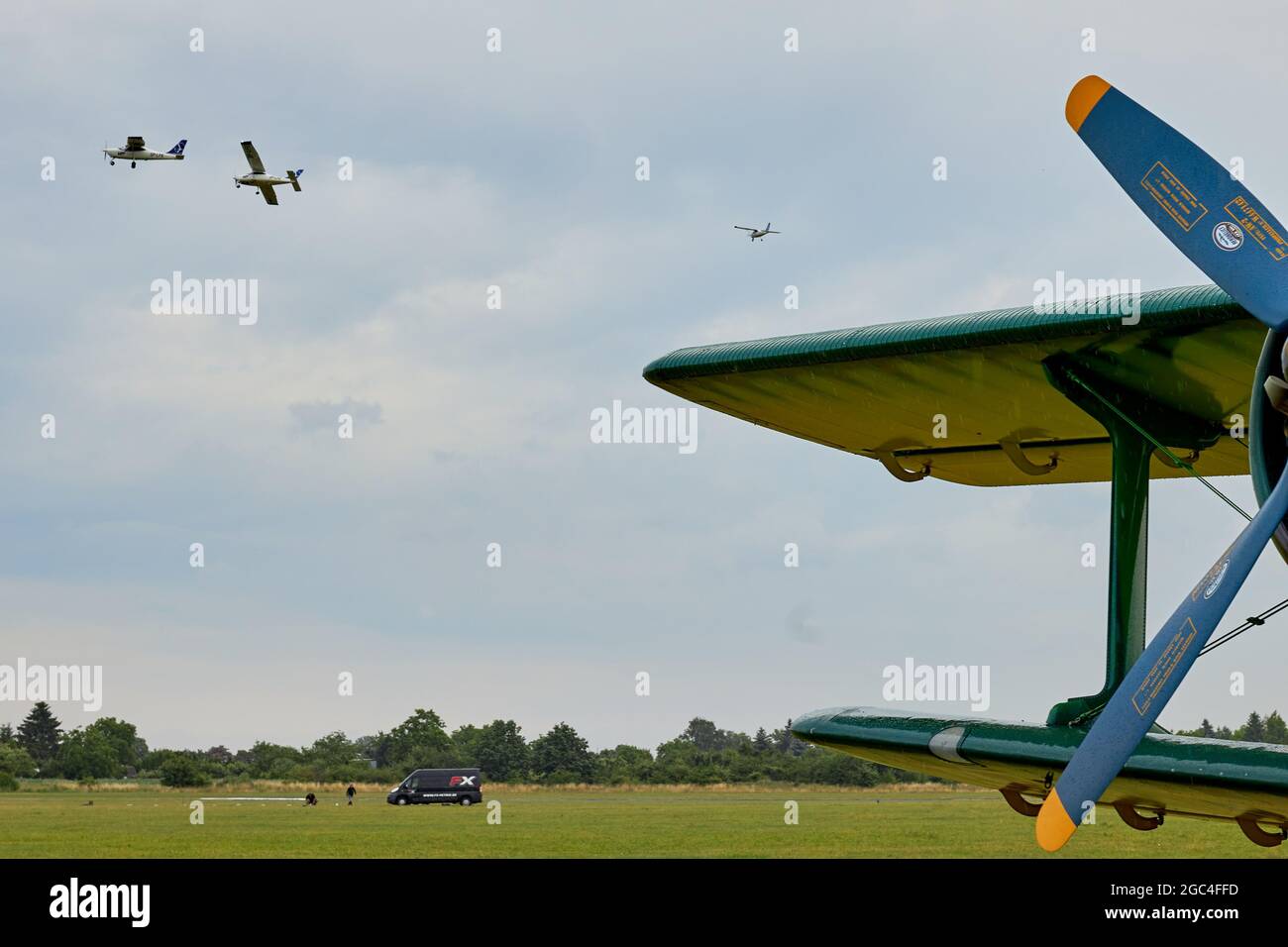 AEROPLANI AN-2 e Tecnam all'VIII International Fly Fest esposizione aerea 2021 a Piotrków Trybunalski Foto Stock