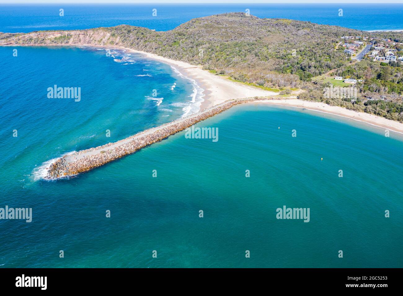 Vista aerea di Camdem Head nel nuovo Galles del Sud, costa medio nord. Una popolare destinazione turistica e posizione costiera Foto Stock