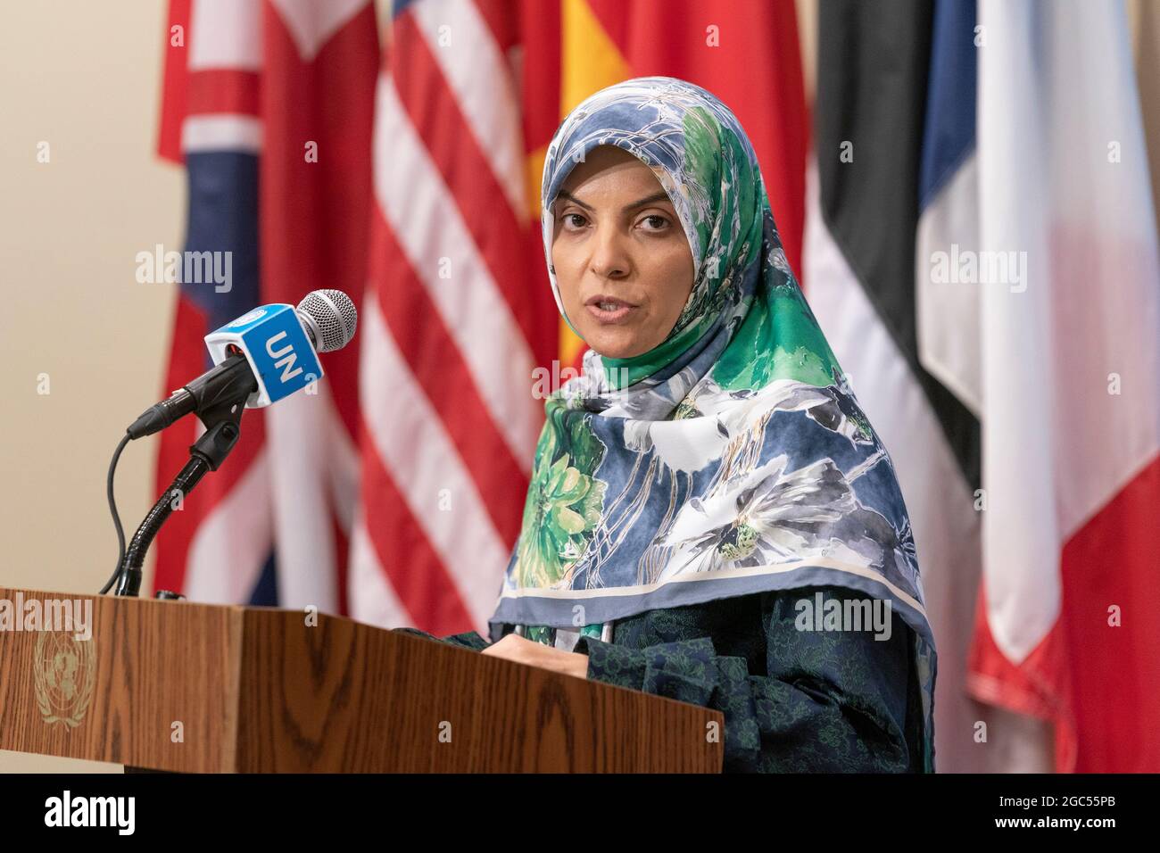 Il Rappresentante permanente aggiunto dell'Ambasciatore iraniano Zahra Ershadi legge una dichiarazione preparata ai media presso le parti interessate presso la sede delle Nazioni Unite a New York il 6 agosto 2021. L'ambasciatore ha risposto all'ambasciatore del Regno Unito che ha fatto pressione sulla situazione nel Golfo Persico, dove una nave è stata attaccata da un drone al largo della costa dell'Oman, in cui sono state uccise 2 persone, una nazionale britannica e un'altra rumena. Ha accusato Israele di destabilizzare la situazione in Medio Oriente e ha protestato in seno al Consiglio di sicurezza sull'evento sulla nave attaccata. (Foto di Lev Radin/Sipa USA) Foto Stock