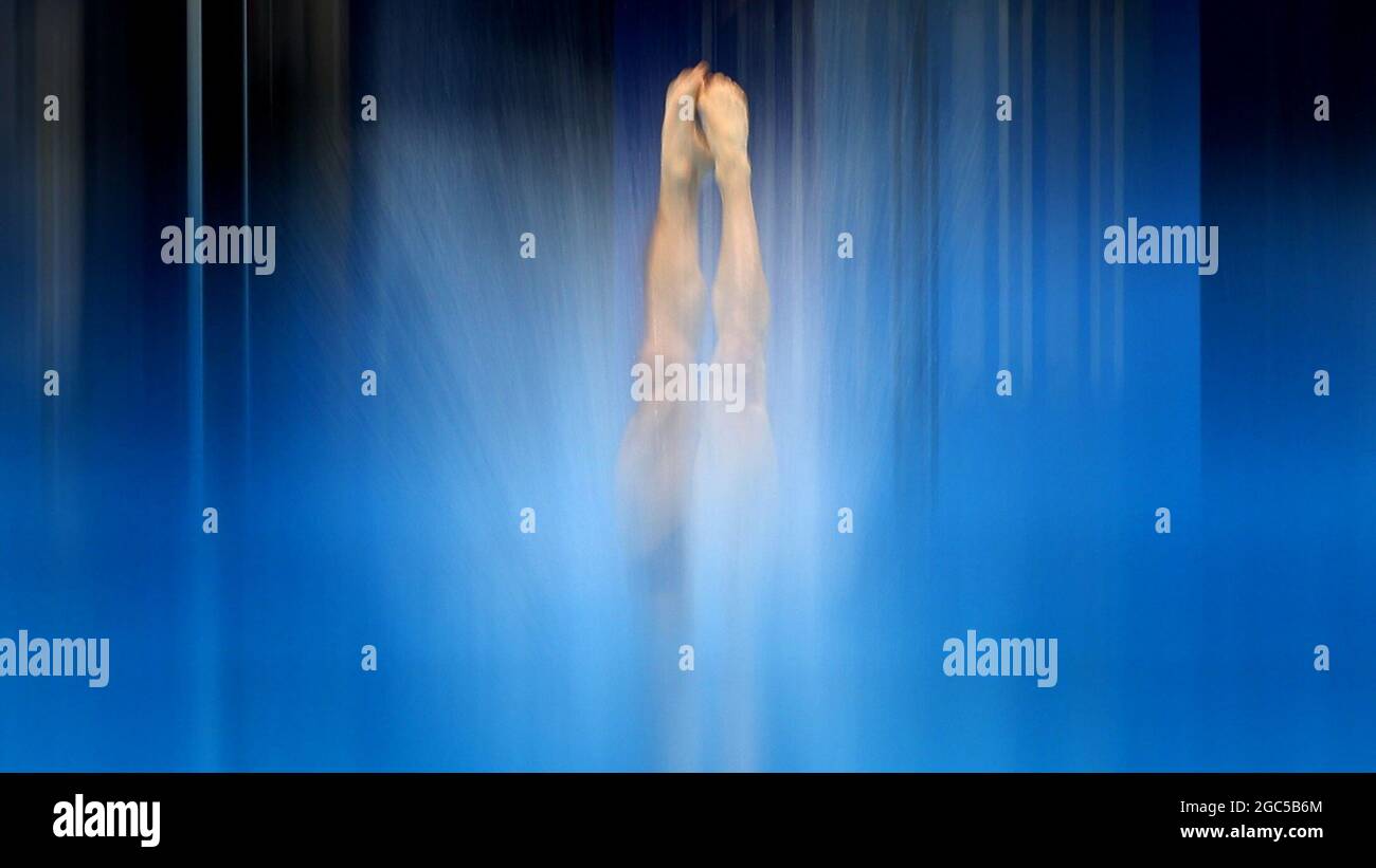 Tokyo 2020 Olympics - Diving - piattaforma 10m uomo - Semifinale - Centro Acquatico Tokyo, Tokyo, Giappone - 7 agosto 2021. Thomas Daley della Gran Bretagna in azione REUTERS/Stefan Wermuth Foto Stock