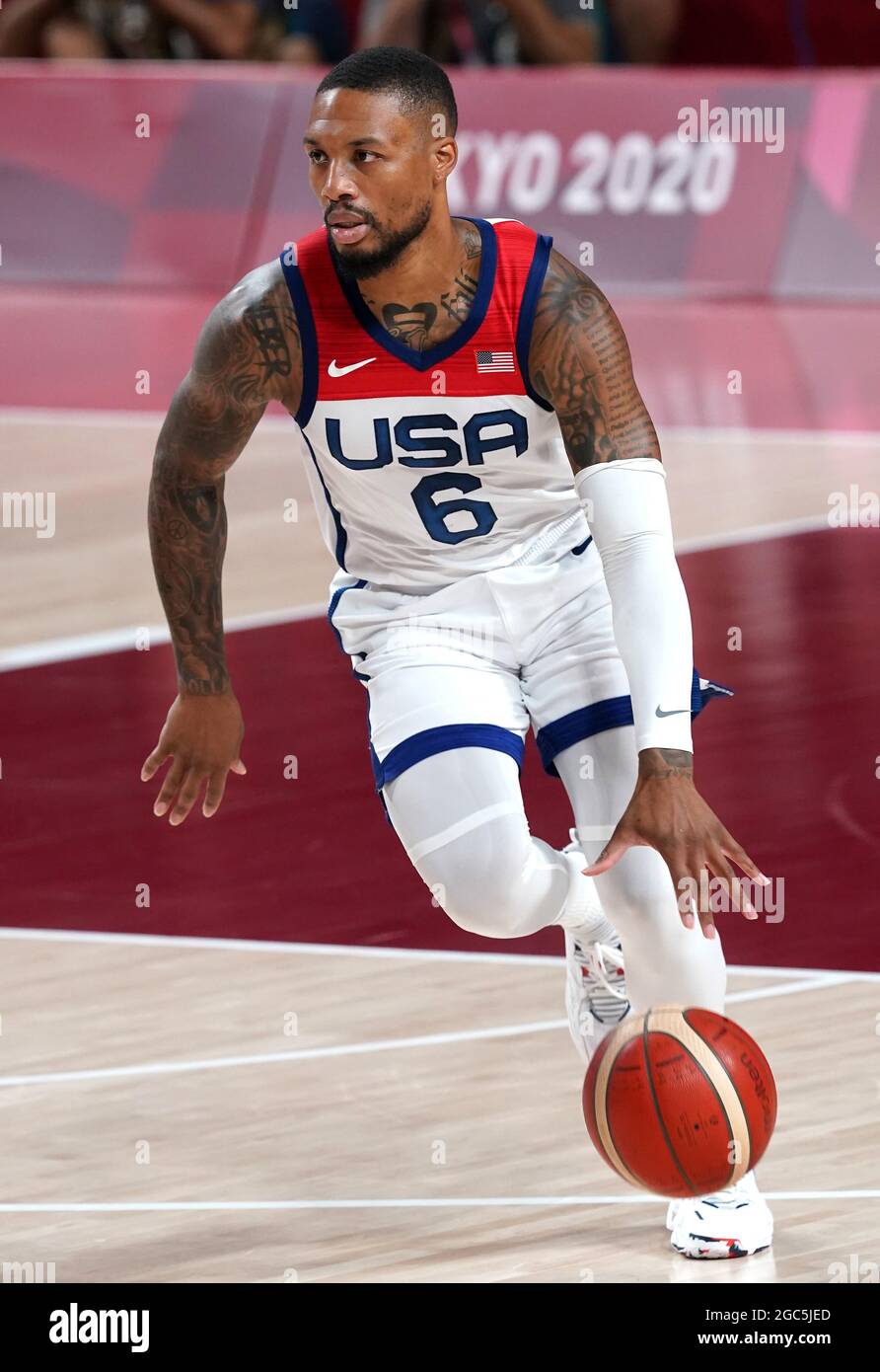 USA's Damian Lillard in azione durante la medaglia d'oro maschile alla Saitama Super Arena il quindicesimo giorno dei Giochi Olimpici di Tokyo 2020 in Giappone. Data immagine: Sabato 7 agosto 2021. Foto Stock