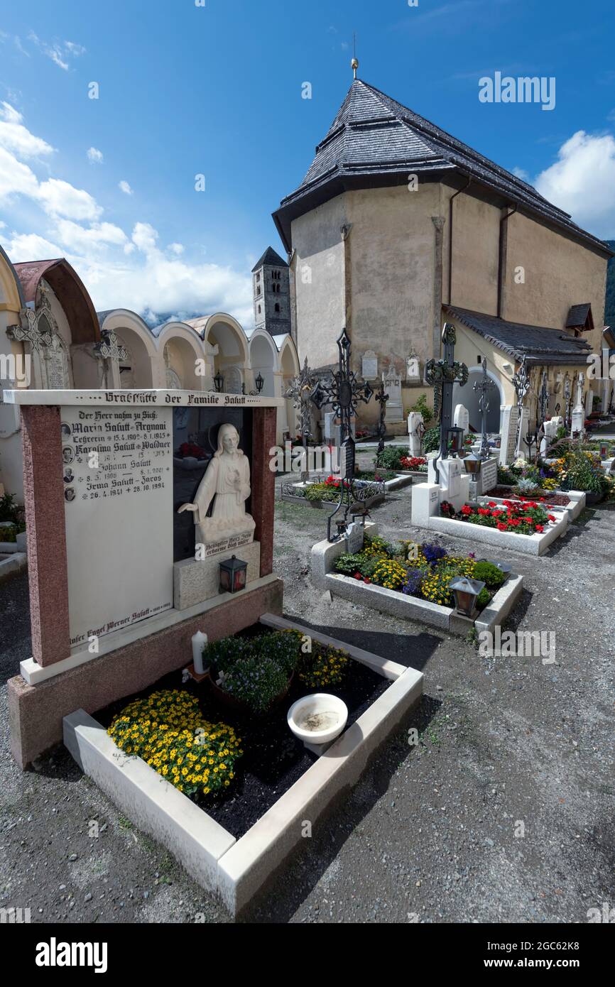 Cimitero di Glorenza (Bz), Italia Foto Stock