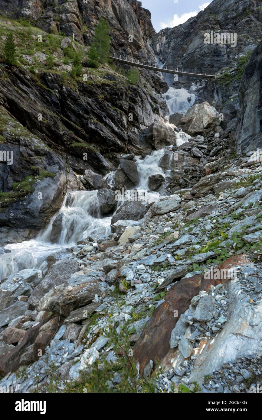 Ponte sospeso, Solda (Bz), Alto Adige, Italia Foto stock - Alamy