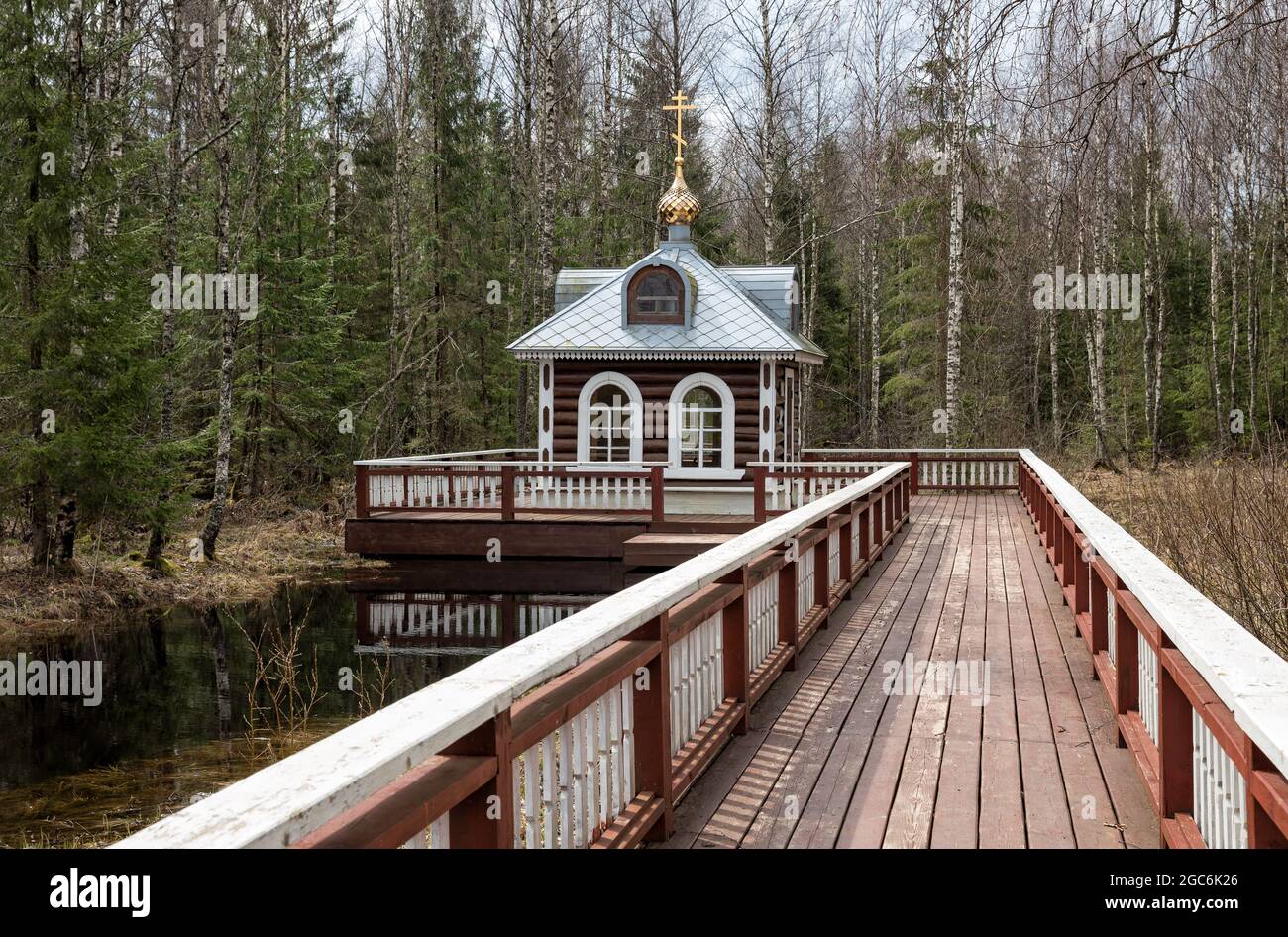 Cappella alla sorgente del fiume Volga nella regione di Tver, Volgovernkhovye, Russia Foto Stock