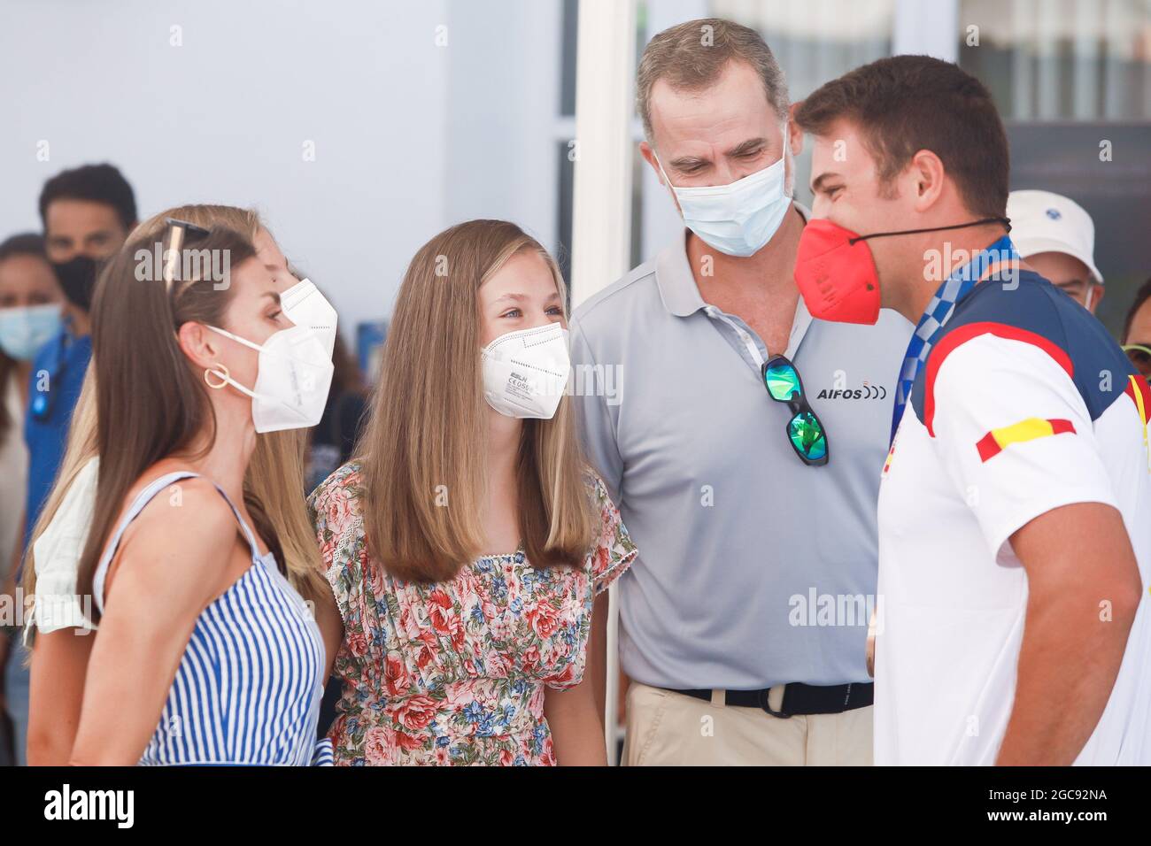 Palma, Spagna. 07 agosto 2021. **NESSUNA SPAGNA** il Re Felipe VI di Spagna, la Regina Letizia di Spagna, la Principessa ereditaria Leonor, la Principessa Sofia partecipano all'accoglienza e al tributo a Joan Cardona, dopo aver partecipato ai Giochi Olimpici di Tokyo 2020, vincendo una medaglia di bronzo nella classe Finn, Durante la 39° Coppa del mondo di vela Copa del Rey Mapfre - 6° giorno al Real Club Nautico il 7 agosto 2021 a Palma, Spagna. Credit: Jimmy Olsen/Media Punch/Alamy Live News Foto Stock