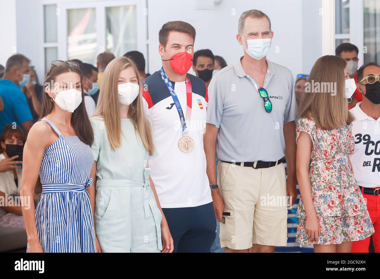 Palma, Spagna. 07 agosto 2021. **NESSUNA SPAGNA** il Re Felipe VI di Spagna, la Regina Letizia di Spagna, la Principessa ereditaria Leonor, la Principessa Sofia partecipano all'accoglienza e al tributo a Joan Cardona, dopo aver partecipato ai Giochi Olimpici di Tokyo 2020, vincendo una medaglia di bronzo nella classe Finn, Durante la 39° Coppa del mondo di vela Copa del Rey Mapfre - 6° giorno al Real Club Nautico il 7 agosto 2021 a Palma, Spagna. Credit: Jimmy Olsen/Media Punch/Alamy Live News Foto Stock