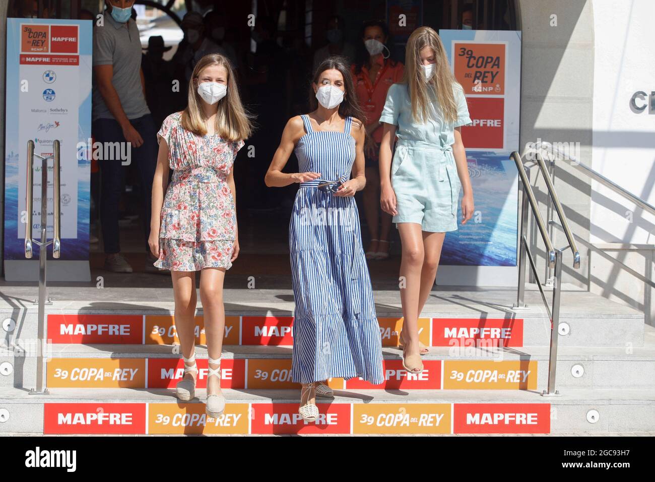 Palma, Spagna. 07 agosto 2021. **NESSUNA SPAGNA** il Re Felipe VI di Spagna, la Regina Letizia di Spagna, la Principessa ereditaria Leonor, la Principessa Sofia partecipano all'accoglienza e al tributo a Joan Cardona, dopo aver partecipato ai Giochi Olimpici di Tokyo 2020, vincendo una medaglia di bronzo nella classe Finn, Durante la 39° Coppa del mondo di vela Copa del Rey Mapfre - 6° giorno al Real Club Nautico il 7 agosto 2021 a Palma, Spagna. Credit: Jimmy Olsen/Media Punch/Alamy Live News Foto Stock