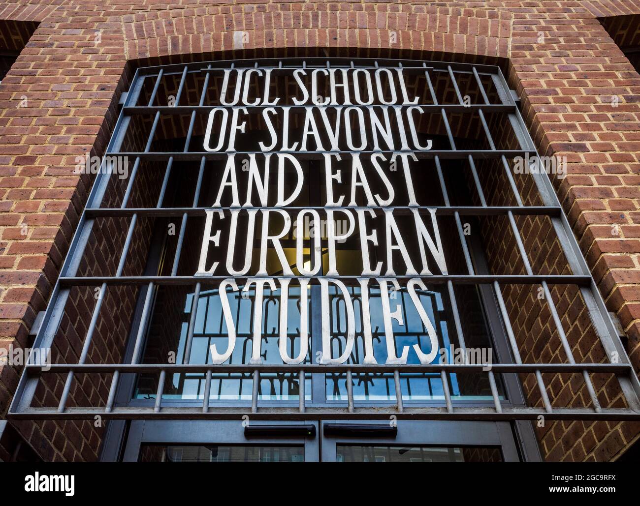 UCL School of Slavonic and East European Studies London. Inaugurato nel 2005, architetti Short e associati. Foto Stock