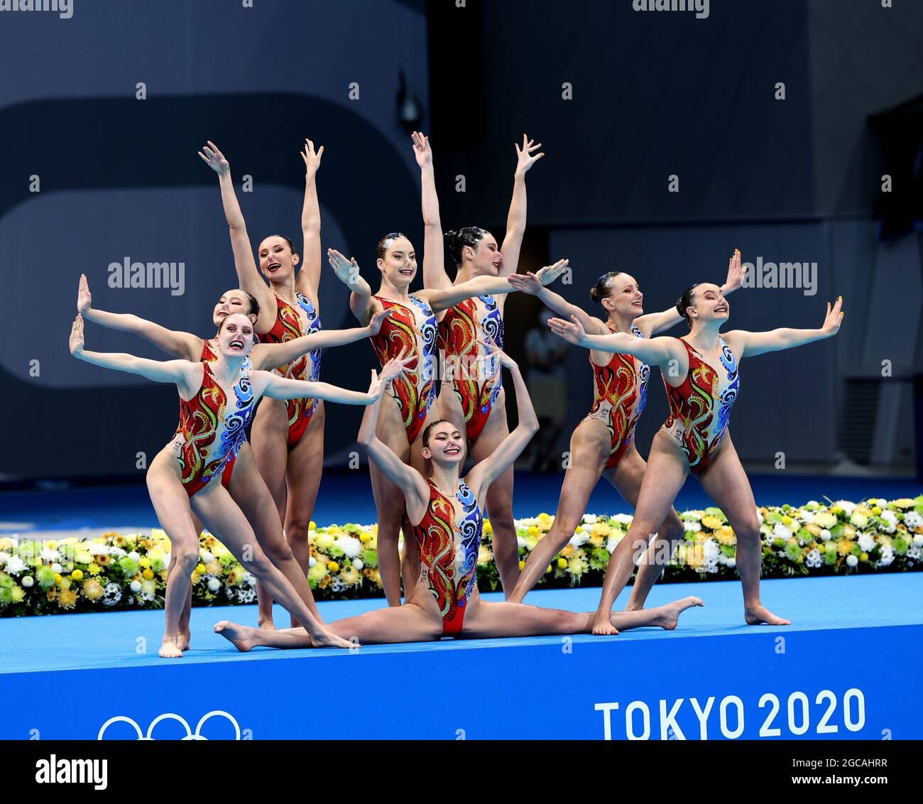 Tokyo, 7 AGOSTO 2021 : Finaliste di nuoto artistico - Russia, Cina e Ucraina hanno vinto le Medaglie d'oro, d'argento e di bronzo a Tokyo il sabato. Credit: Seshadri SUKUMAR/Alamy Live News Foto Stock