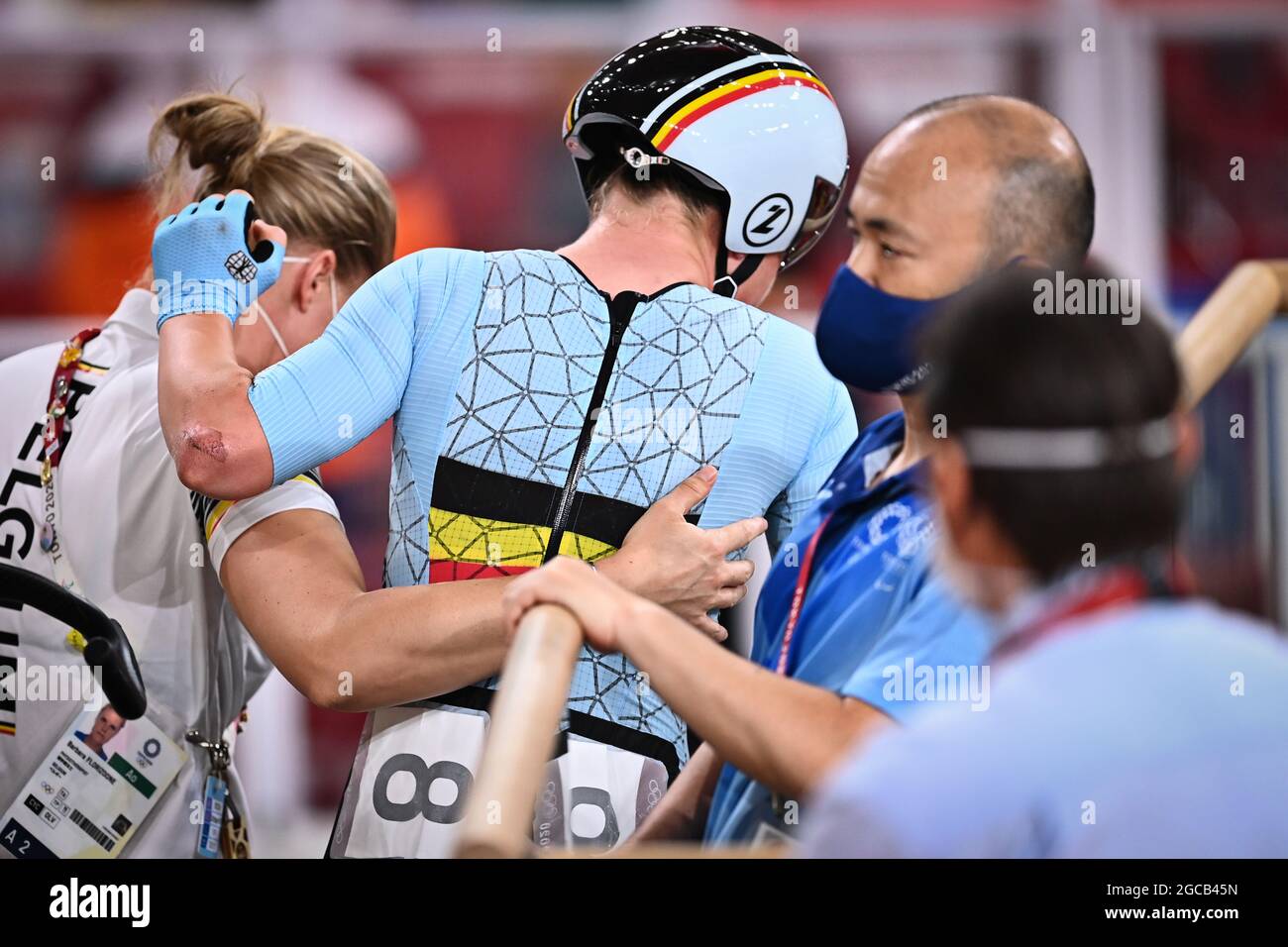 Il ciclista belga Lotte Kopecky lascia la gara durante la gara di scratch, prima parte della gara femminile di ciclismo su pista Omnium il giorno 17 del 'Tokyo 20 Foto Stock