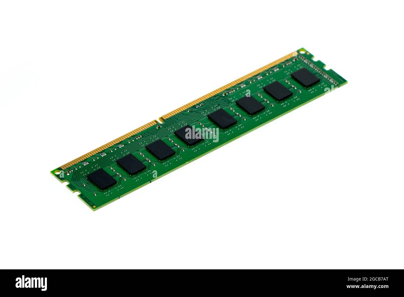 Immagine di una memoria RAM su sfondo bianco. Apparecchiature e hardware per computer. Foto Stock