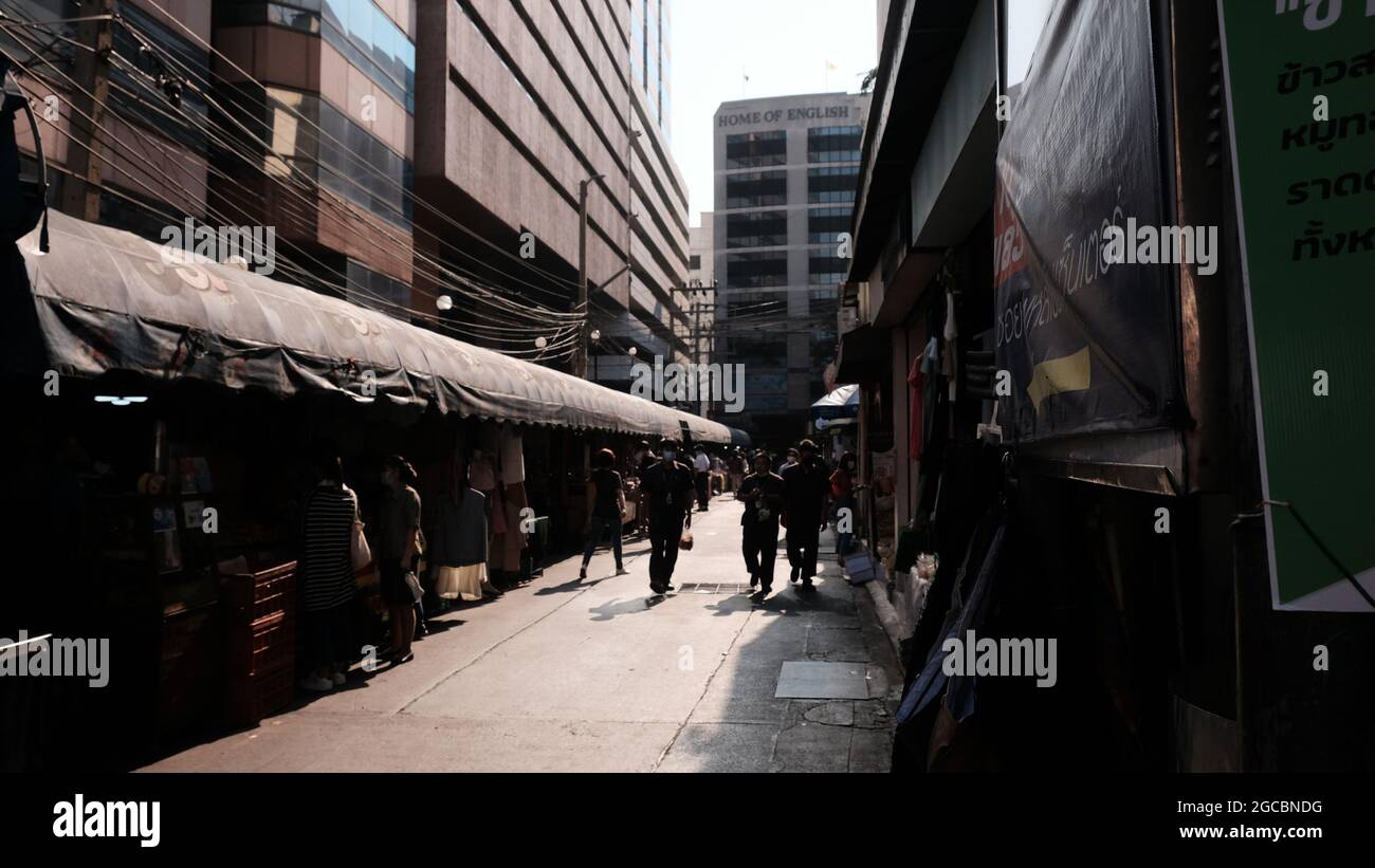 Quartiere Arri chiaro e scuro Bangkok Thailandia Foto Stock