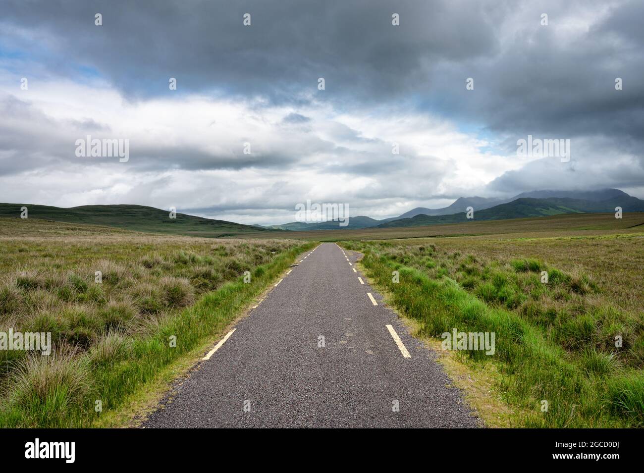 Ballaghasheen Pass, montagna remota nella contea di Kerry, Irlanda Foto Stock