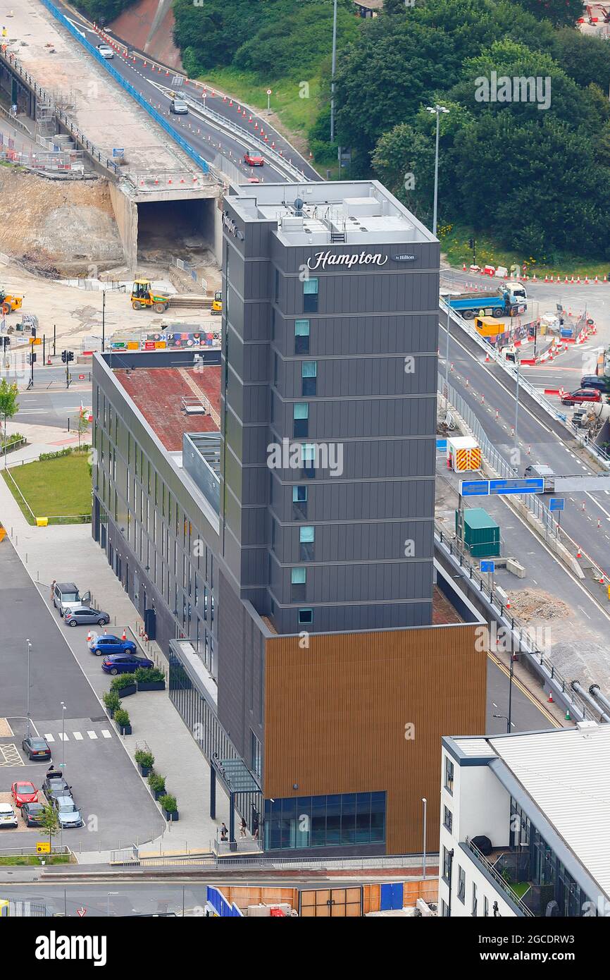 Una delle molte vedute del centro citta' di Leeds dalla cima dell'edificio piu' alto dello Yorkshire, 'Altus House' Foto Stock