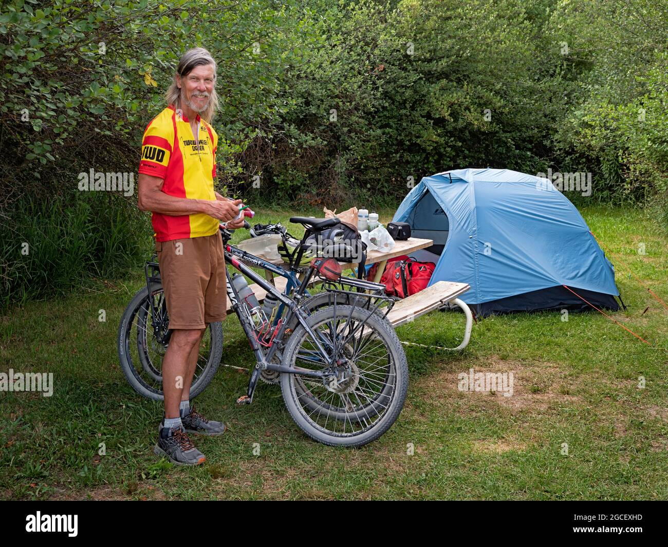 ID00817-00...IDAHO - Campeggio presso il Riverlond Campground nella città di Crouch situato lungo l'Adventure Cycling Idaho Hot Springs Mountain Bike Route. Foto Stock