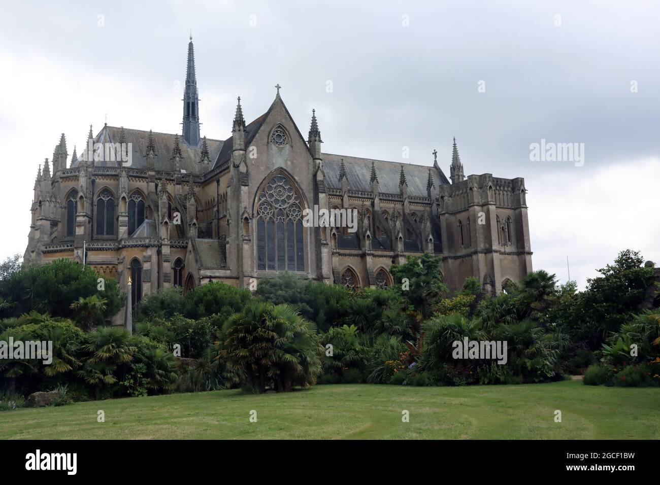 2021 08 04: Veduta della Cattedrale di Arundel, Arundel, Regno Unito Foto Stock