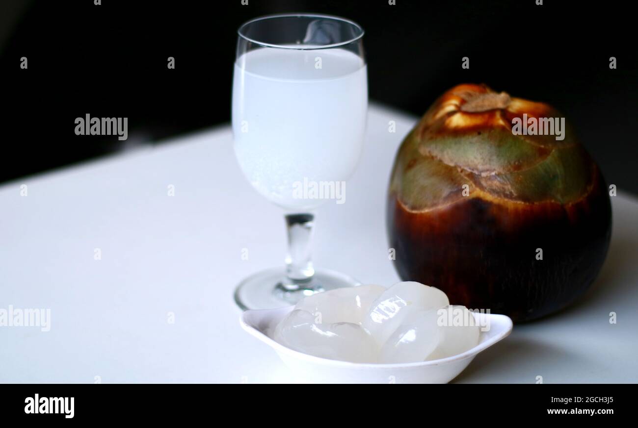 Fiabellifero Borassus o palmyra frutta e bevanda dalla linfa di palmyra. Foto Stock