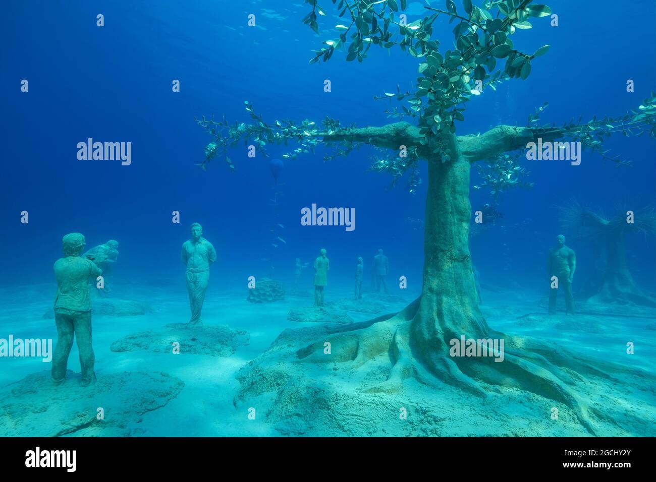 Mar Mediterraneo, Ayia Napa, Cipro. 26 Marzo 2019. Museo della scultura subacquea Ayia Napa (MUSAN). Scultore dell'opera d'arte Jason deCAires Taylor. Mar Mediterraneo, Ayia Napa, Cipro (Credit Image: © Andrey Nekrasov/ZUMA Press Wire) Foto Stock