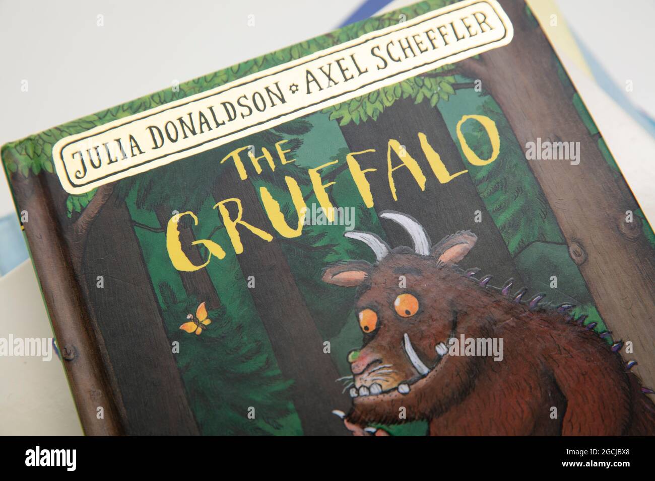 LONDRA, UK - Agosto 2021: Primo piano della copertina del libro gruffalo per bambini Foto Stock