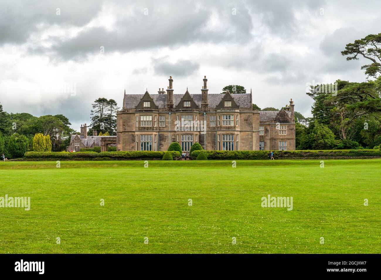 Killarney, Irlanda - 10 luglio 2021: Muckross House a Killarney. Foto Stock