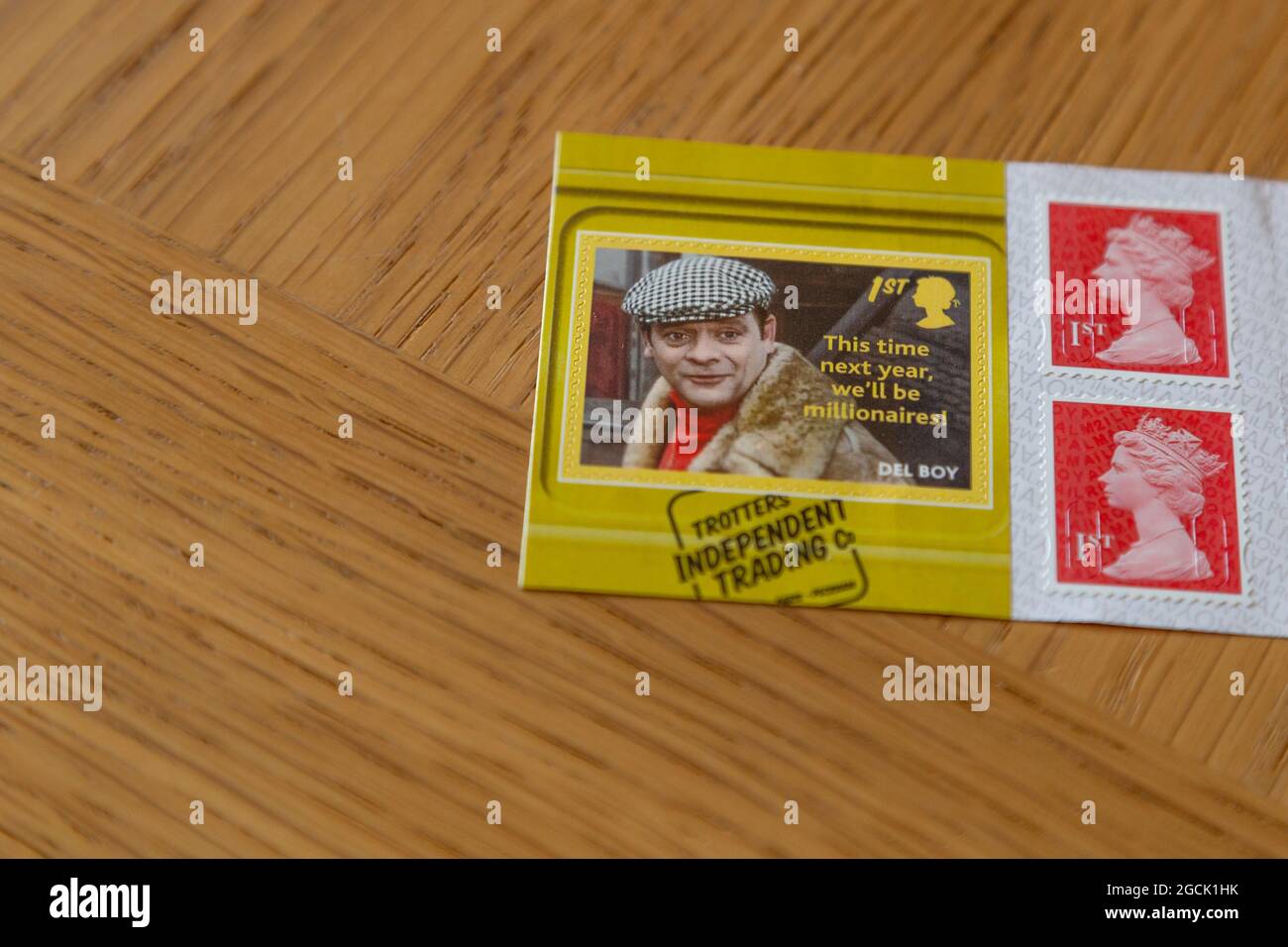 Royal Mail Only Fools and Horses First Class Francobols.Trotter fratelli del Boy e Rodney appaiono su francobolli speciali di prima classe. Foto Stock