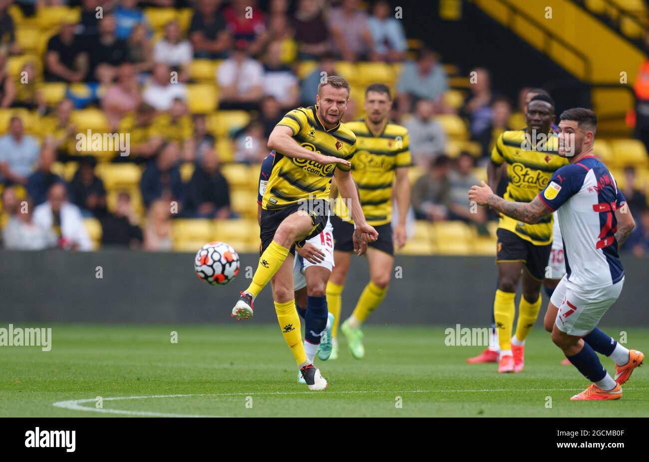 Watford, Regno Unito. 24 luglio 2021. Tom Cleverley di Watford durante la partita pre-stagione 2021/22 tra Watford e West Bromwich Albion a Vicarage Road, Watford, Inghilterra, il 24 luglio 2021. Foto di Andy Rowland. Credit: Prime Media Images/Alamy Live News Foto Stock