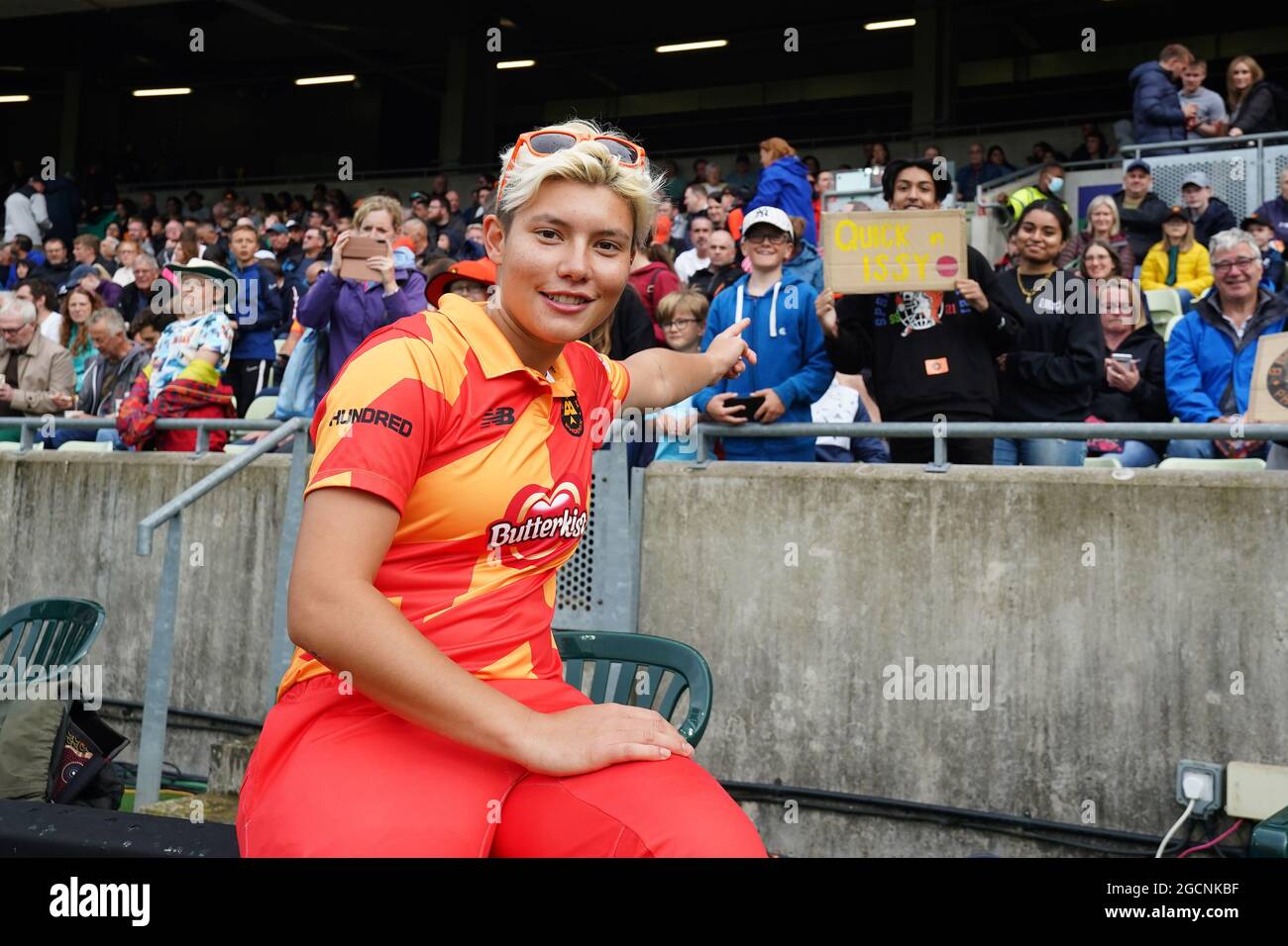 Birmingham Phoenix's Issy Wong dopo la partita cento a Edgbaston, Birmingham. Data immagine: Lunedì 9 agosto 2021. Foto Stock