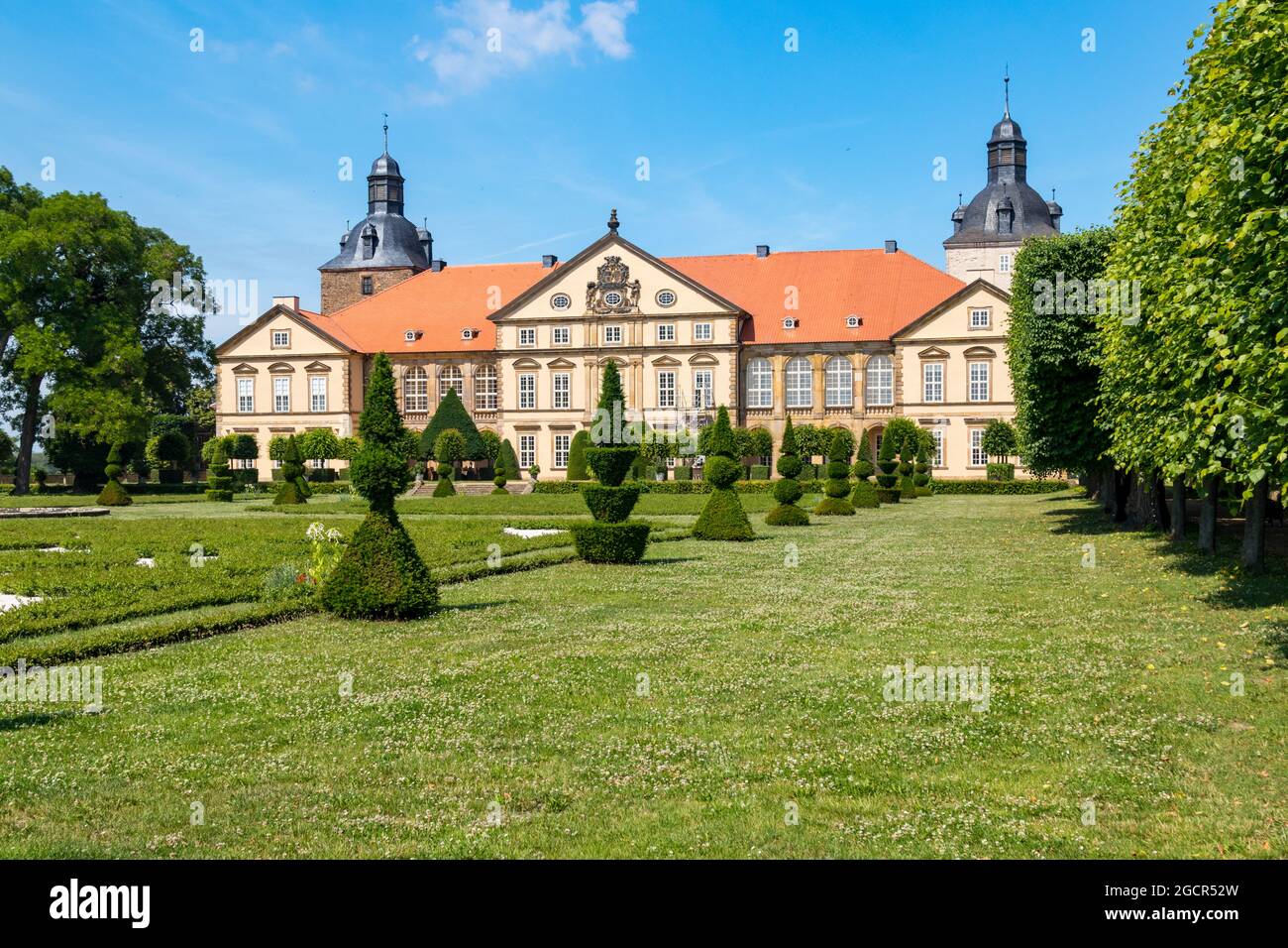 Palazzo barocco e parco paesaggistico Hundisburg in Sassonia-Anhalt Foto Stock