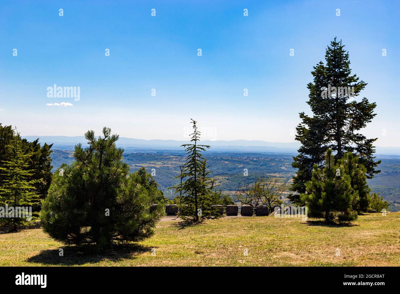 Vista dalla collina di Avala vicino a Belgrado, Serbia. Foto Stock