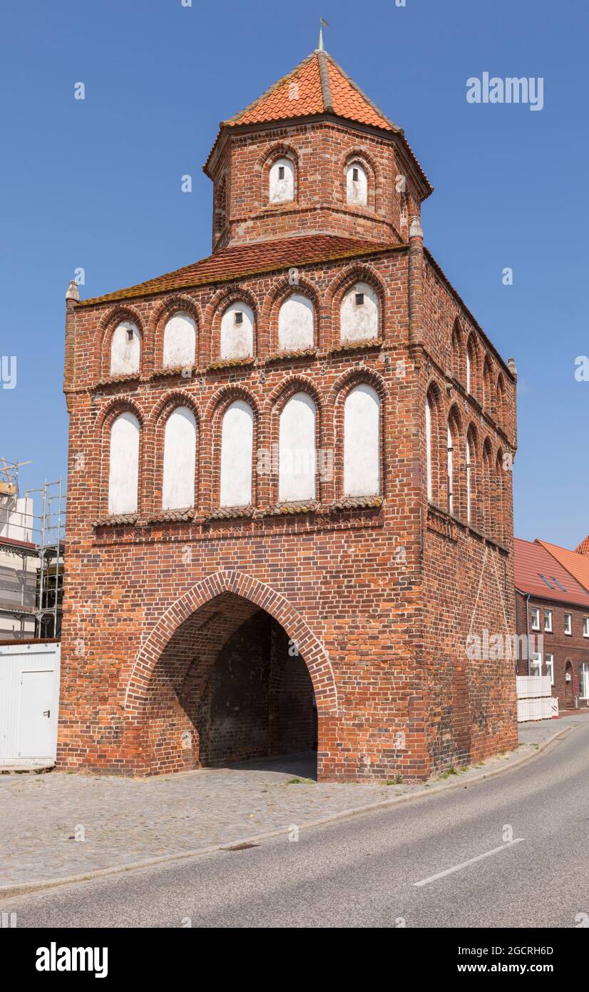 Porta Rostocker Tor a Ribnitz-Damgarten, Meclemburgo-Pomerania, Germania Foto Stock