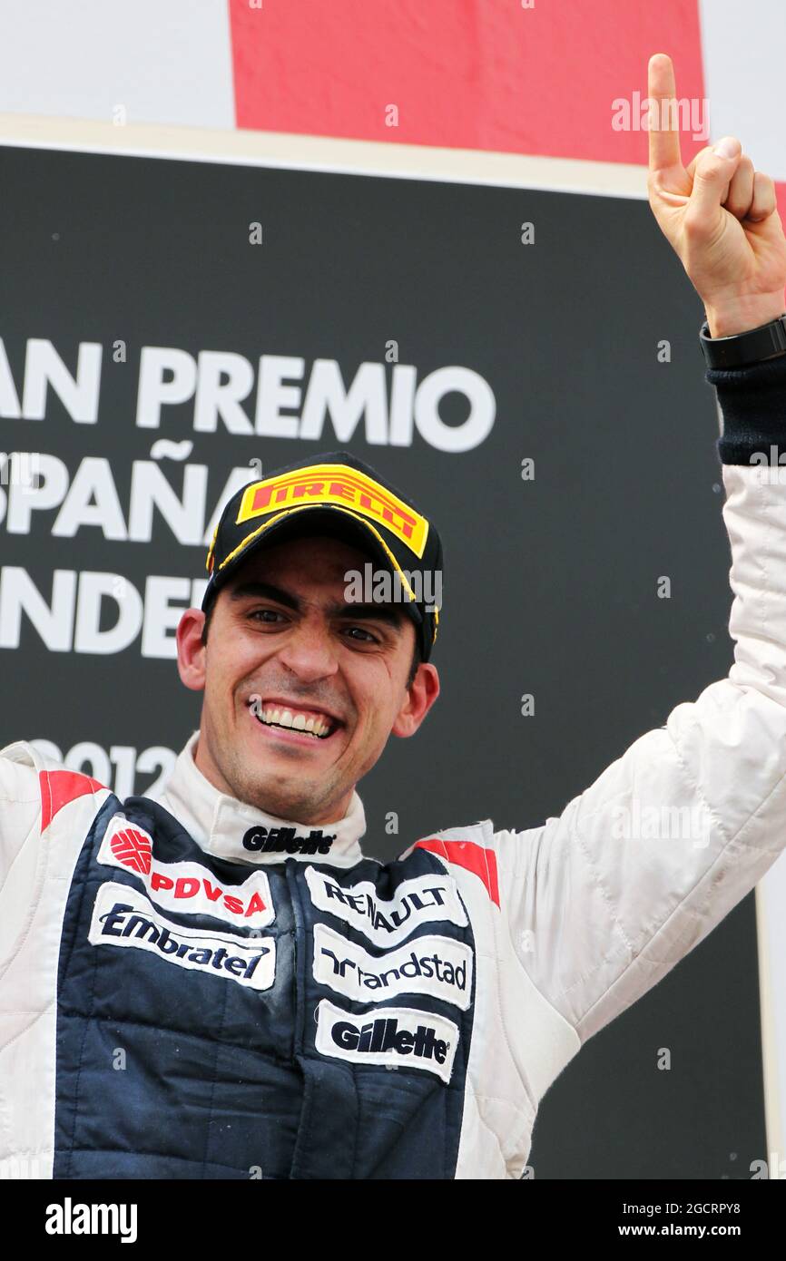 Il vincitore della gara Pastor Maldonado (VEN) Williams festeggia sul podio. Gran Premio di Spagna, domenica 13 maggio 2012. Barcellona, Spagna. Foto Stock