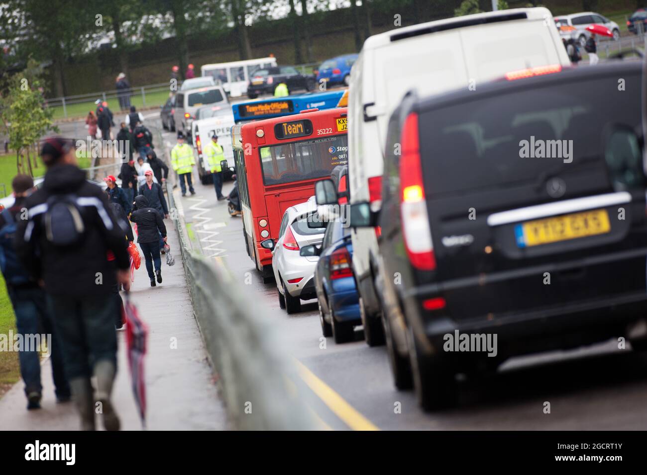 Ingorghi all'interno del circuito. Gran Premio di Gran Bretagna, venerdì 6 luglio 2012. Silverstone, Inghilterra. Foto Stock