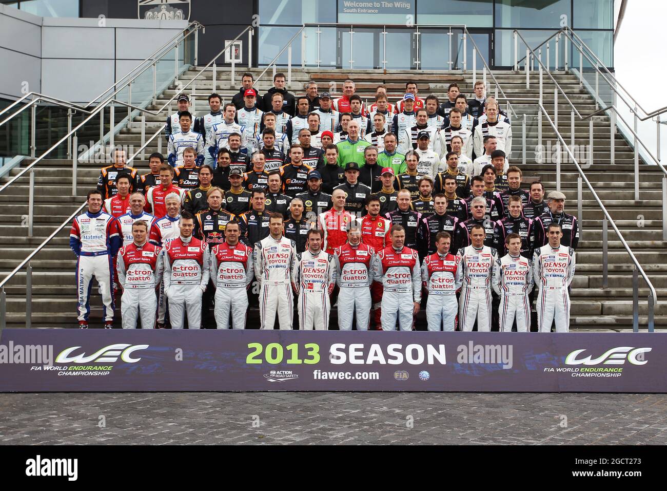 WEC 2013 inizio stagione foto di gruppo. Campionato Mondiale di Endurance FIA, turno 1, venerdì 12 aprile 2013. Silverstone, Inghilterra. Foto Stock