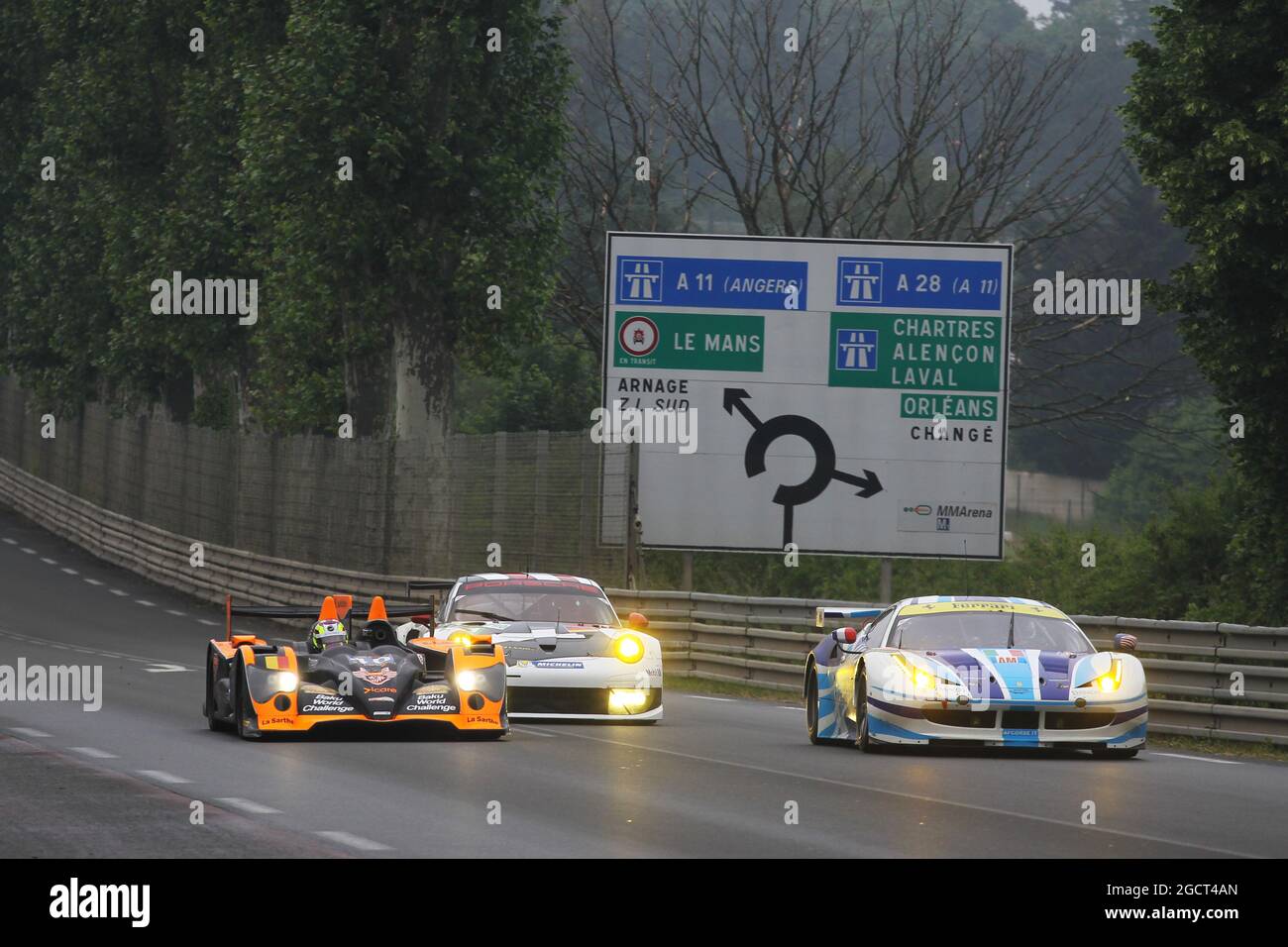 Thomas Dagoneau (fra) / Matt Downs (USA) / toDIN Youngessi (USA) / Bastien Briere (fra) Boutsen Ginion Racing Oreca 03 Nissan (sinistra). Le Mans Test Day 24 ore, domenica 9 giugno 2013. Le Mans, Francia. Foto Stock