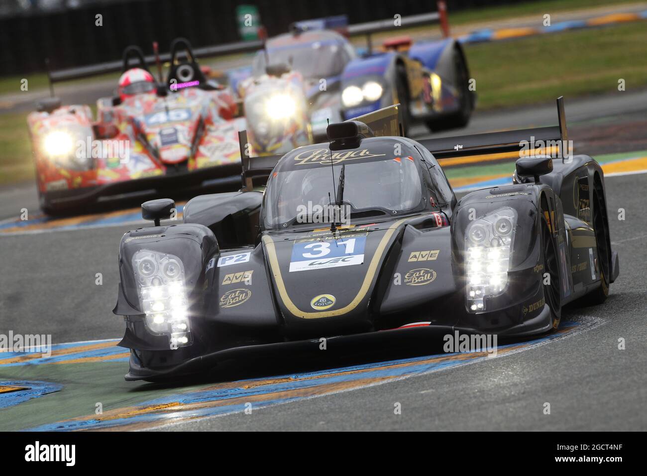 Kevin Weeda (USA) / Cristophe Bouchut (fra) / James Rossiter (GBR) Lotus T128. Le Mans 24 ore di gara, sabato 22 giugno 2013. Le Mans, Francia. Foto Stock