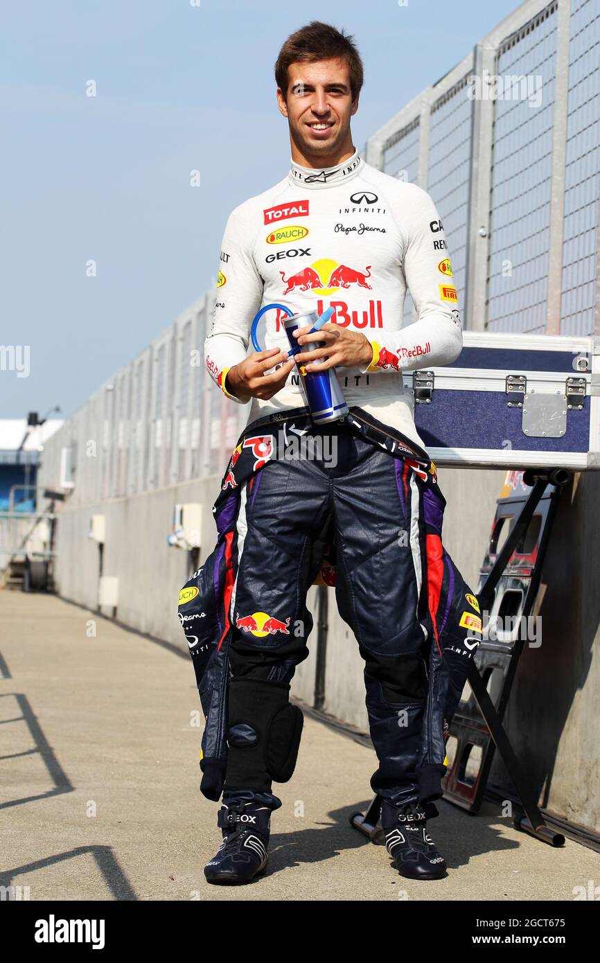 Antonio Felix da Costa (por) Red Bull Racing Test driver. Test dei giovani piloti di Formula uno, giorno 2, giovedì 18 luglio 2013. Silverstone, Inghilterra. Foto Stock