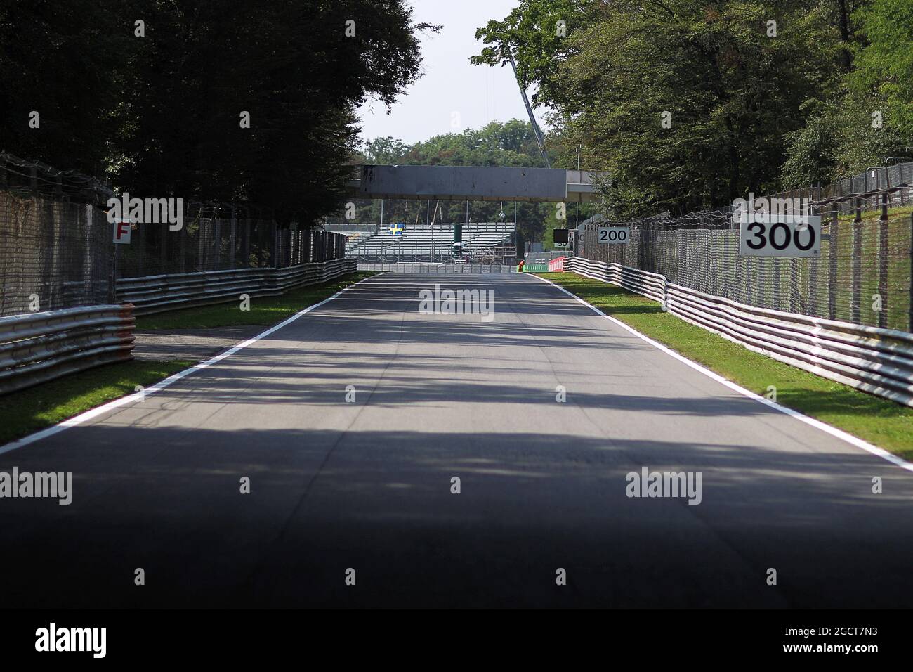 L'avvicinamento alla variante Ascari. Gran Premio d'Italia, giovedì 5 settembre 2013. Monza Italia. Foto Stock