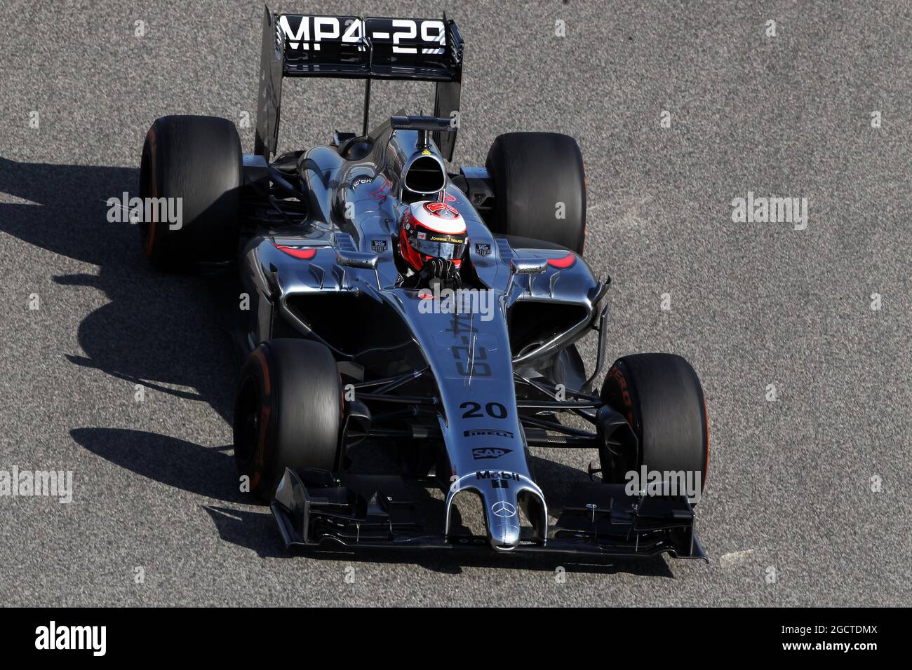 Kevin Magnussen (DEN) McLaren MP4-29. Formula uno Test, Bahrain Test One, Day One, mercoledì 19 febbraio 2014. Sakhir, Bahrein. Foto Stock