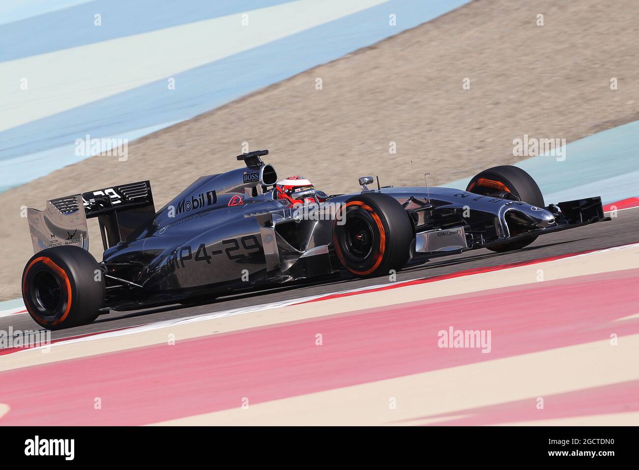 Kevin Magnussen (DEN) McLaren MP4-29. Formula uno Test, Bahrain Test One, Day One, mercoledì 19 febbraio 2014. Sakhir, Bahrein. Foto Stock