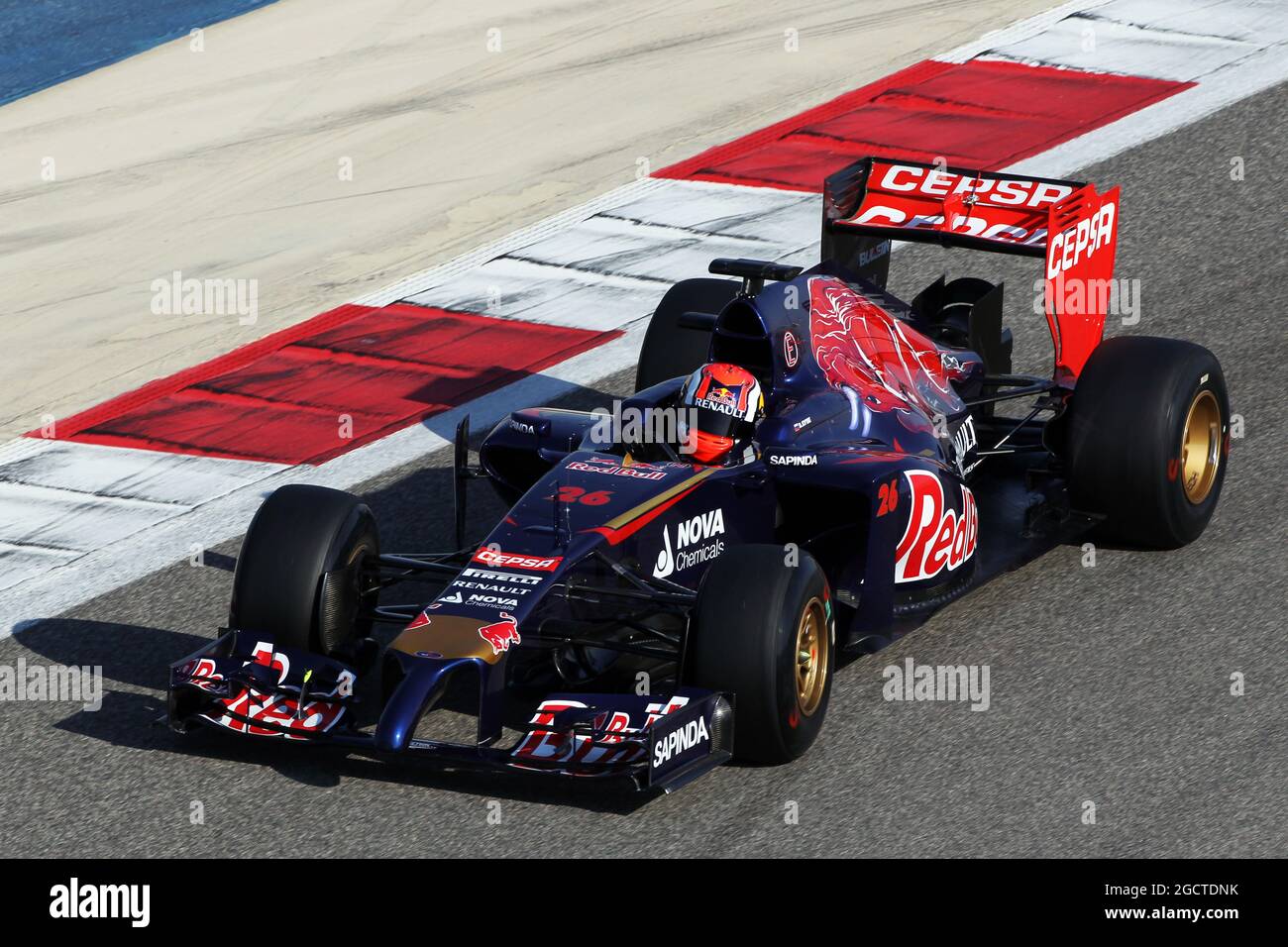 Daniil Kvyat (RUS) Scuderia Toro Rosso STR9. Formula uno Test, Bahrain Test One, Day One, mercoledì 19 febbraio 2014. Sakhir, Bahrein. Foto Stock