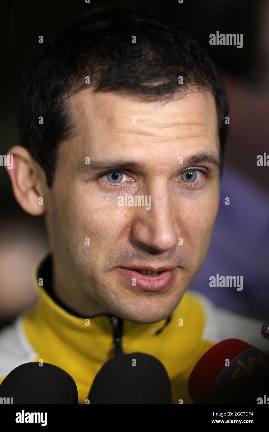 Remi Taffin (fra) Renault Sport F1 responsabile delle operazioni su pista. Formula uno Test, Bahrain Test One, Day One, mercoledì 19 febbraio 2014. Sakhir, Bahrein. Foto Stock