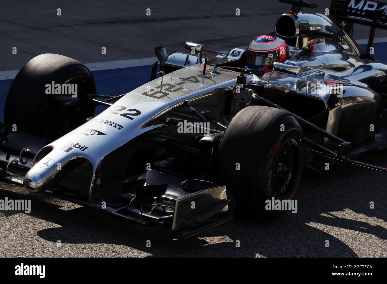 Jenson Button (GBR) McLaren MP4-29. Formula uno Test, Bahrain Test due, Day Four, Domenica 2 Marzo 2014. Sakhir, Bahrein. Foto Stock