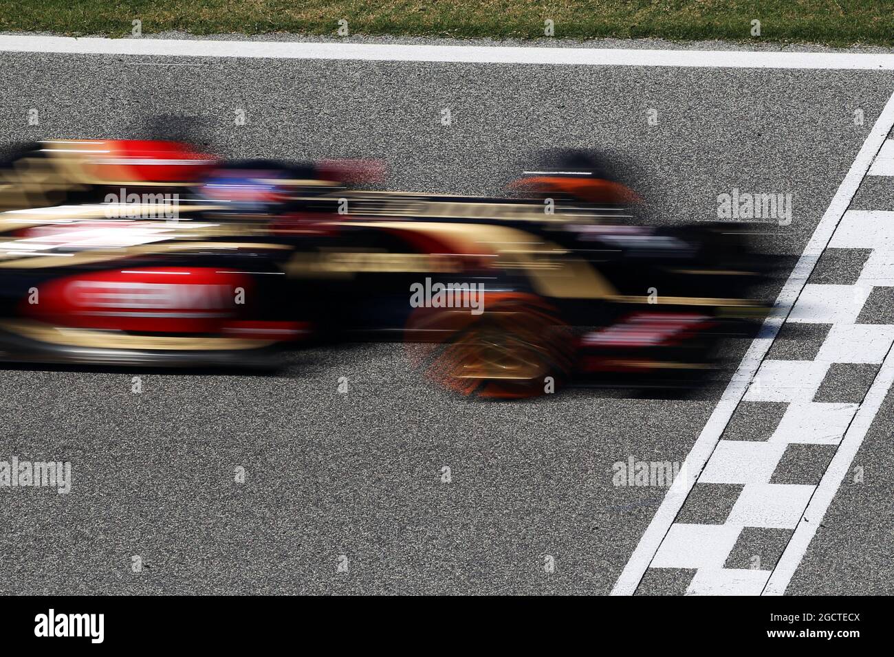 Romain Grosjean (fra) Lotus F1 E22. Formula uno Test, Bahrain Test due, Day Four, Domenica 2 Marzo 2014. Sakhir, Bahrein. Foto Stock
