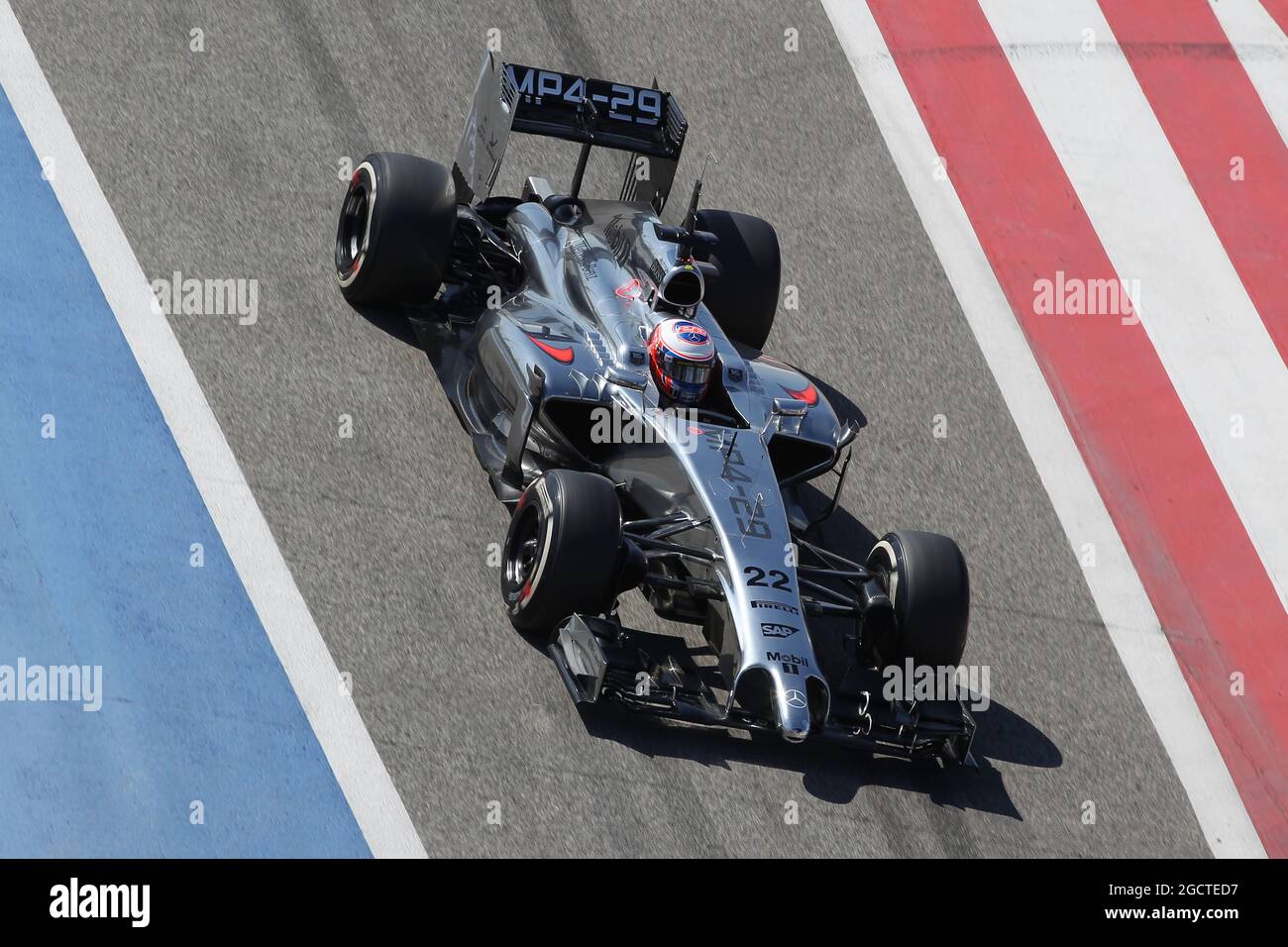Jenson Button (GBR) McLaren MP4-29. Formula uno Test, Bahrain Test due, Day Four, Domenica 2 Marzo 2014. Sakhir, Bahrein. Foto Stock