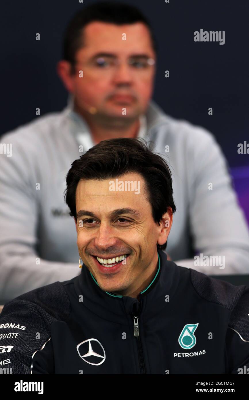 Toto Wolff (GER), azionista e Direttore Esecutivo di Mercedes AMG F1 alla Conferenza stampa della FIA. Gran Premio d'Austria, venerdì 20 giugno 2014. Spielberg, Austria. Foto Stock