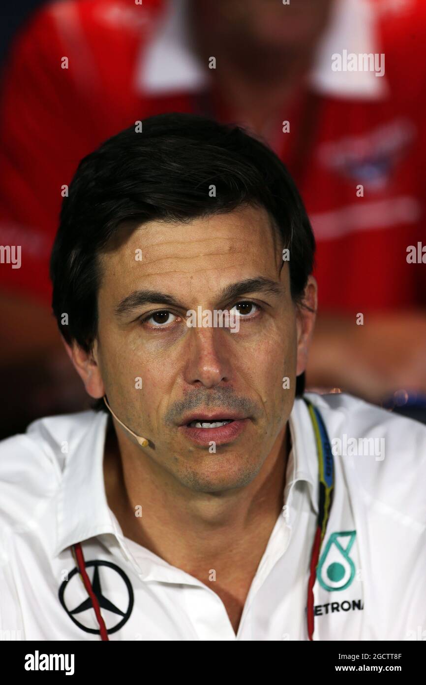 Toto Wolff (GER), azionista e Direttore Esecutivo di Mercedes AMG F1 alla Conferenza stampa della FIA. Gran Premio d'Italia, venerdì 5 settembre 2014. Monza Italia. Foto Stock